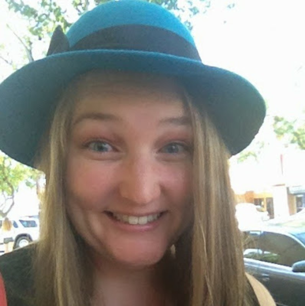 Meet your Posher, Courtney